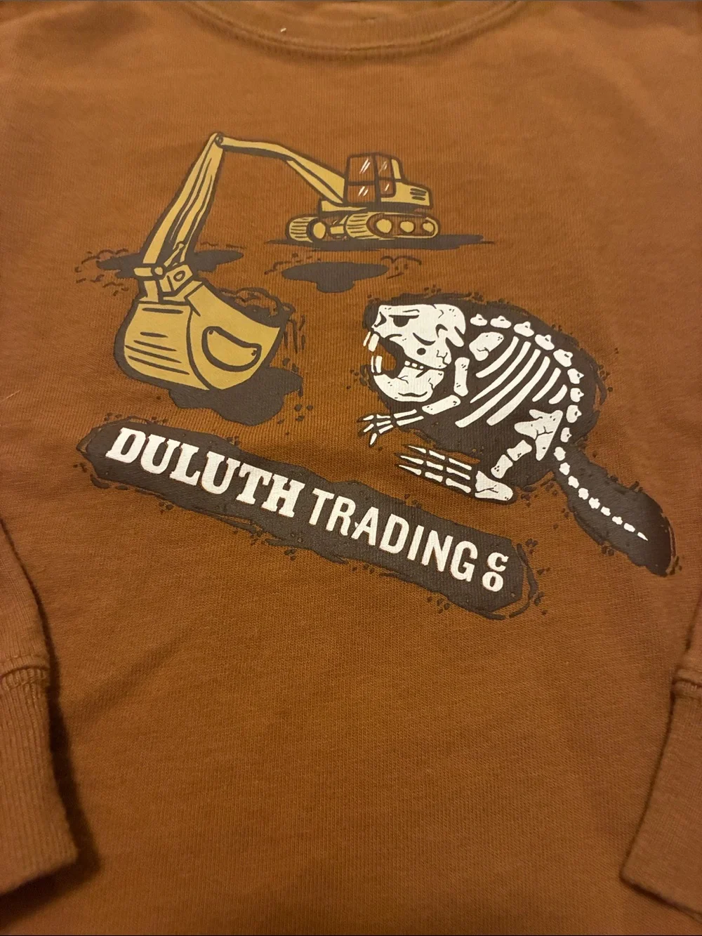 Duluth Trading Co Brown Long-Sleeve Tee with Excavator & Beaver Print